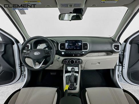New 2026 Hyundai Venue SEL image 11