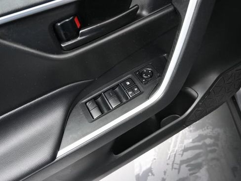 Certified 2023 Toyota RAV4 LE AWD/4WD image 20
