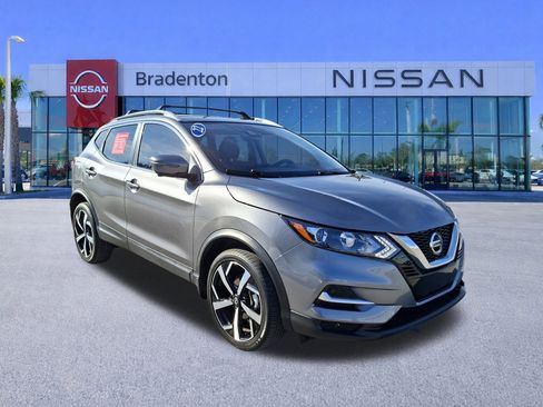 Certified 2022 Nissan Rogue Sport SL image 3