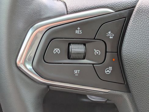 Certified 2025 Chevrolet Trax ACTIV w/ Driver Confidence Package FWD image 24