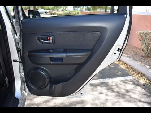 Used 2010 Kia Soul + FWD image 26