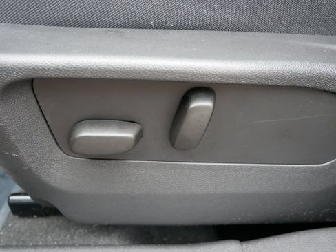 Used 2023 Buick Envision Avenir AWD/4WD image 15
