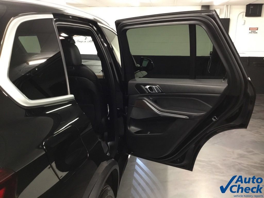 Used 2023 BMW X5 xDrive40i w/ Premium Package AWD/4WD image 36
