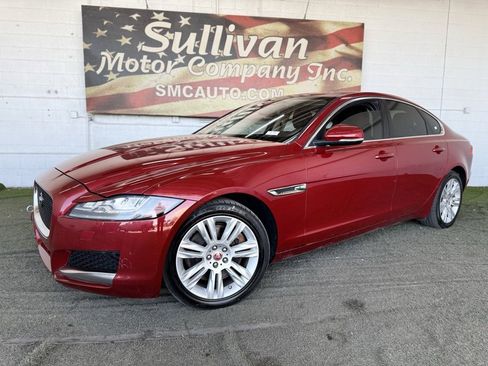 Used 2017 Jaguar XF Premium image 2
