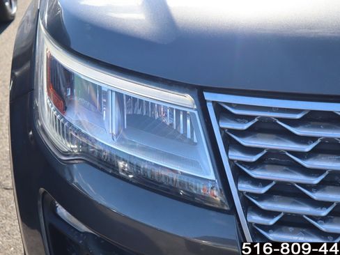 Used 2018 Ford Explorer Platinum image 9