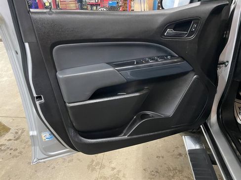 Used 2018 Chevrolet Colorado Z71 image 22