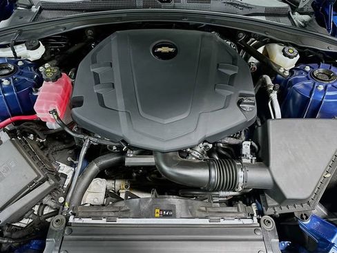 Used 2024 Chevrolet Camaro LT w/ Technology Package image 30