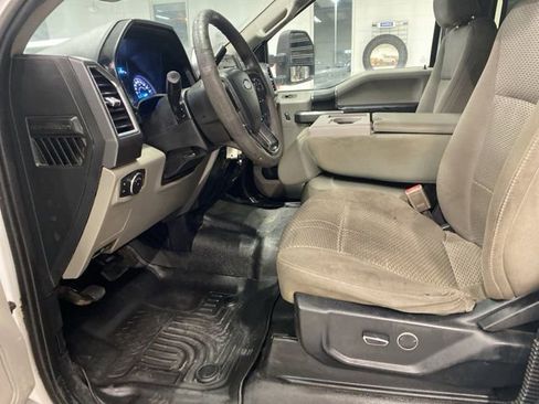 Used 2017 Ford F350 XLT AWD/4WD image 22