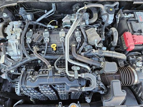 Used 2024 Nissan Altima 2.5 SV image 19