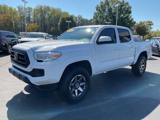 Used 2023 Toyota Tacoma SR AWD/4WD image 2