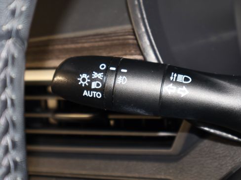 Used 2019 Nissan Altima 2.0 Edition One image 22