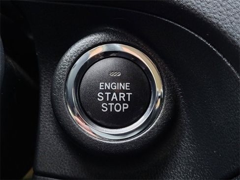 Used 2019 Subaru Crosstrek 2.0i Limited image 11