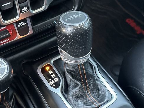 Certified 2021 Jeep Gladiator Mojave image 28