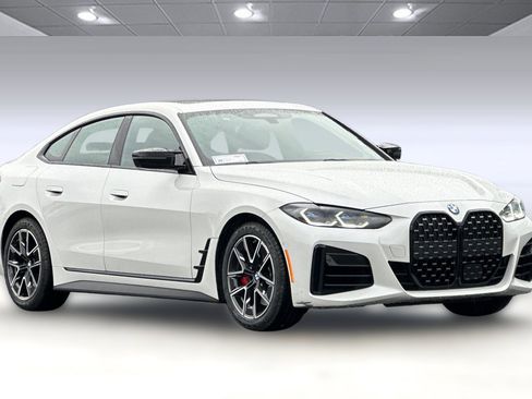 Used 2023 BMW M440i xDrive Gran Coupe image 6