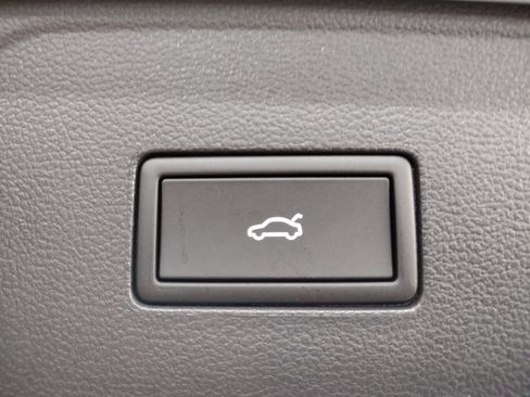 New 2026 Volkswagen Atlas SEL Premium R-Line image 21