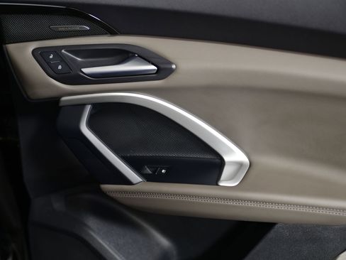 New 2025 Audi Q5 Premium Plus image 22