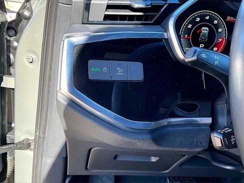 Used 2022 Audi Q3 2.0T Premium Plus w/ Premium Plus Package image 26