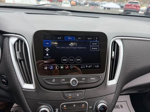 Used 2024 Chevrolet Malibu LT FWD image 17
