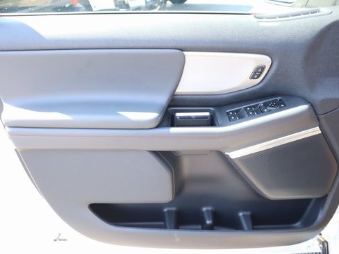 New 2025 Ford Expedition Max Active image 17