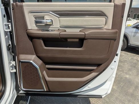 New 2025 RAM 2500 Laramie image 32
