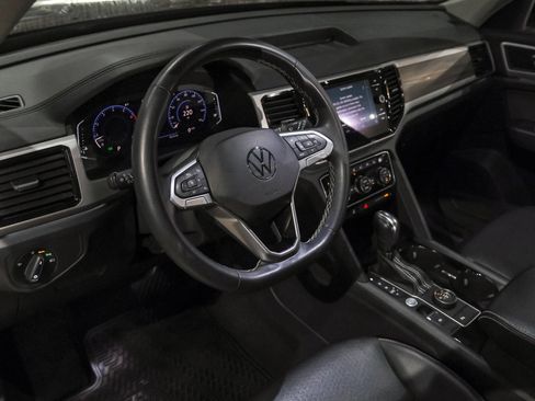 Used 2021 Volkswagen Atlas SEL AWD/4WD image 3