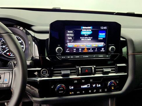 Used 2024 Nissan Pathfinder Rock Creek AWD/4WD image 17