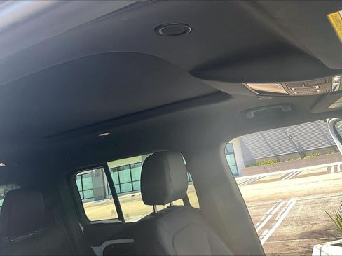 Used 2023 Land Rover Defender 130 SE AWD/4WD image 13