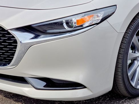 Used 2025 MAZDA MAZDA3 s image 5