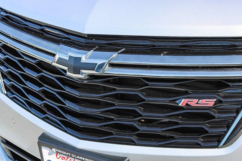 Used 2022 Chevrolet Equinox RS FWD image 6