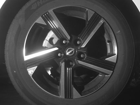 Used 2025 Nissan Sentra SV FWD image 14