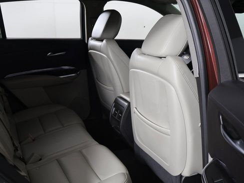Used 2023 Cadillac XT4 Luxury image 25