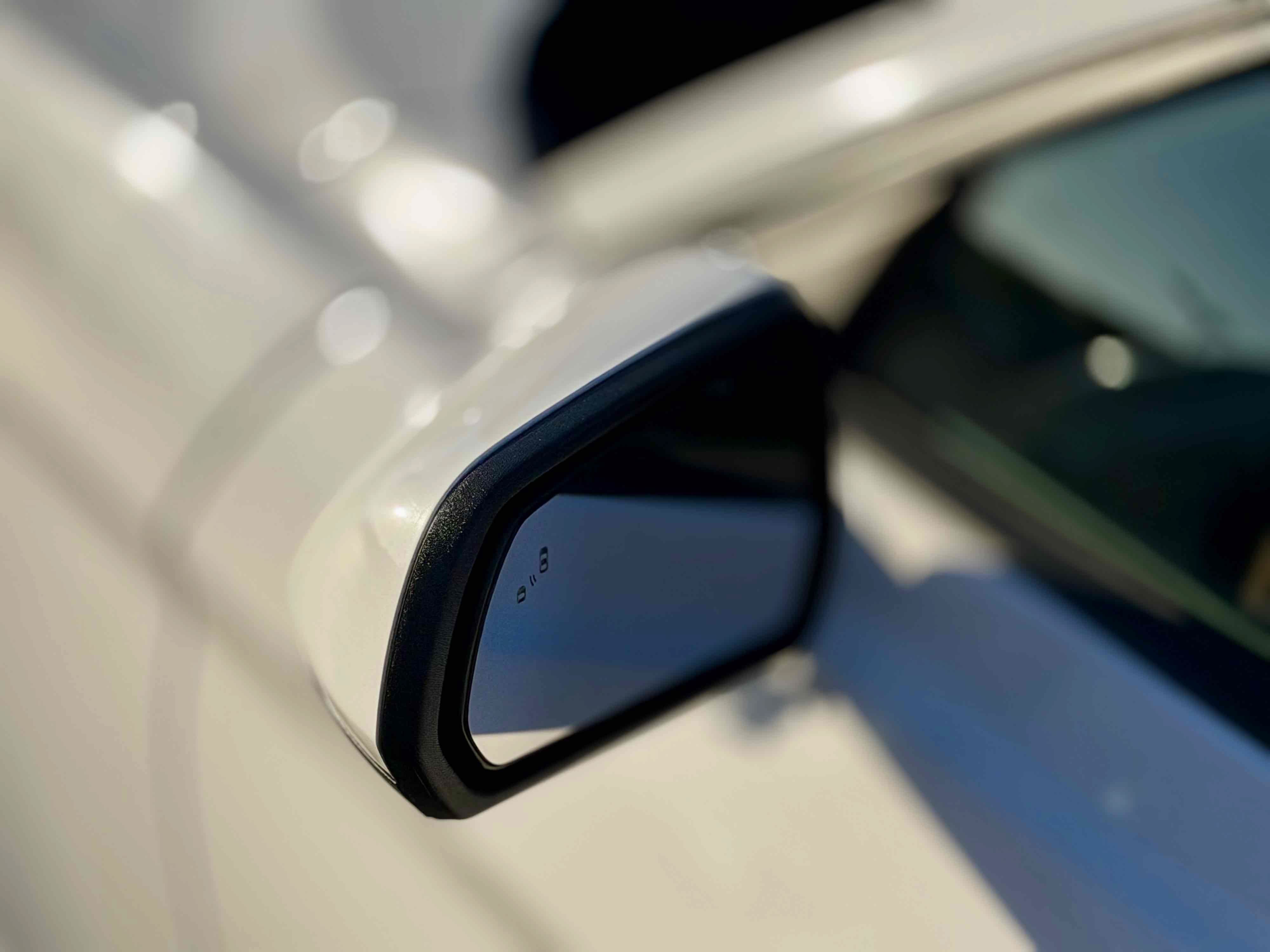 Used 2021 Ford Mustang Premium RWD image 21