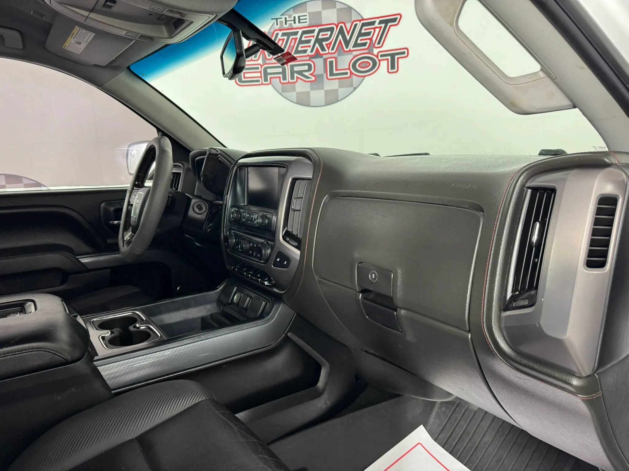 Used 2016 GMC Sierra 1500 SLT w/ All-Terrain Package AWD/4WD image 8
