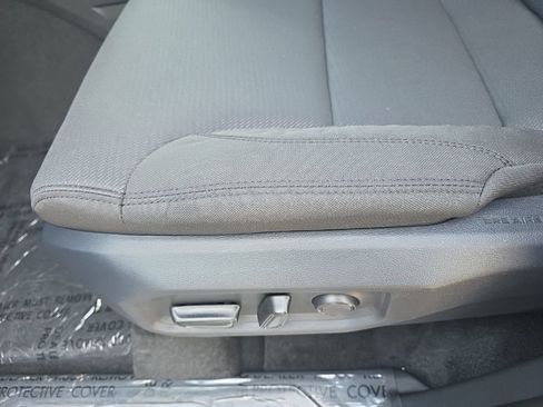 New 2026 Toyota Tundra SR5 AWD/4WD image 18