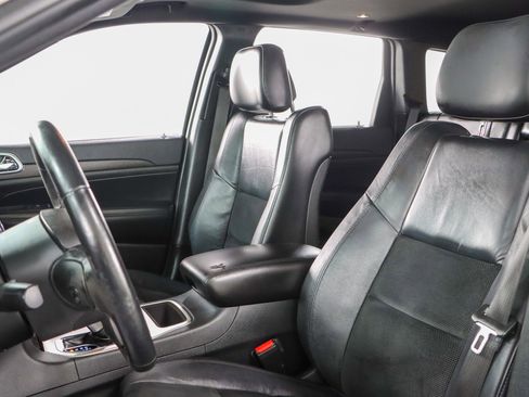 Used 2018 Jeep Grand Cherokee Altitude image 24