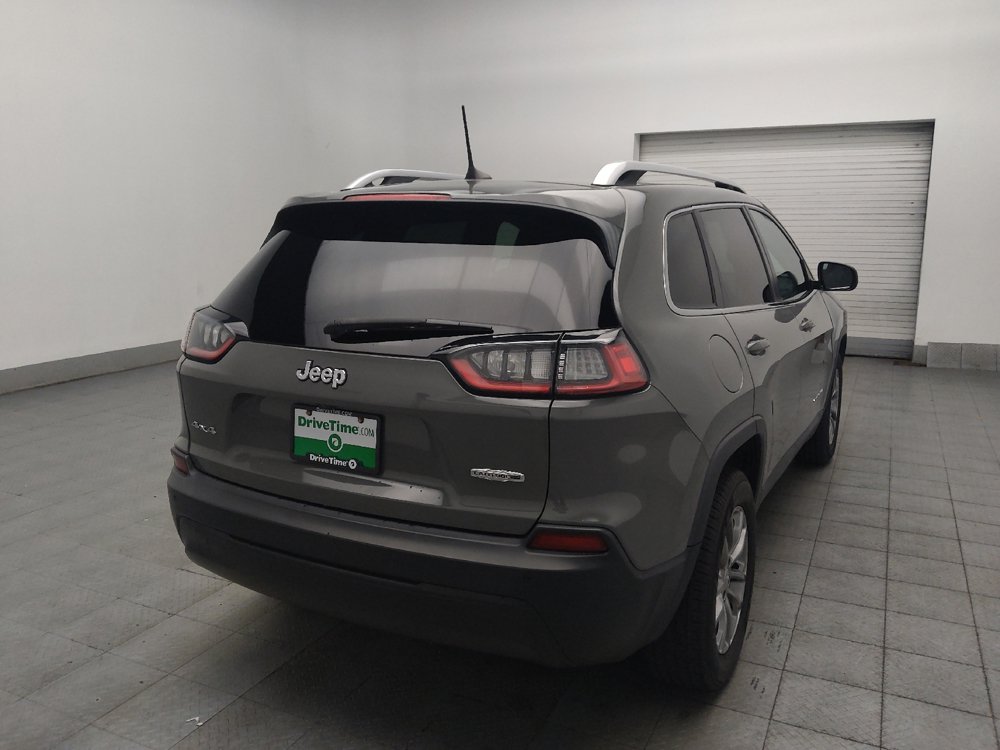 Used 2019 Jeep Cherokee Latitude Plus w/ Cold Weather Group AWD/4WD image 9