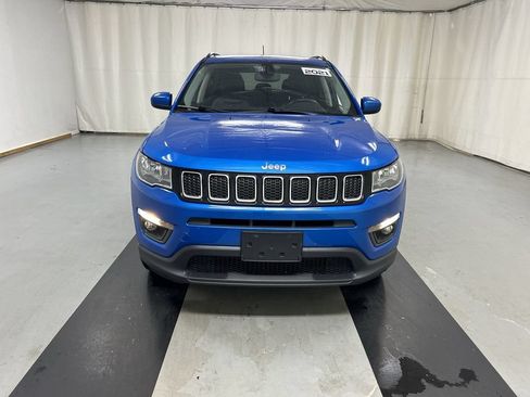 Used 2021 Jeep Compass Latitude w/ Sun and Sound Group AWD/4WD image 3