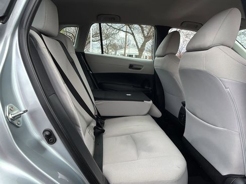 Used 2024 Toyota Corolla Cross L image 16