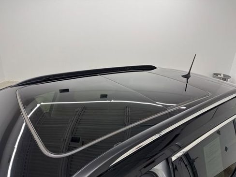 Used 2022 Jeep Compass Limited w/ Sun and Sound Group image 40