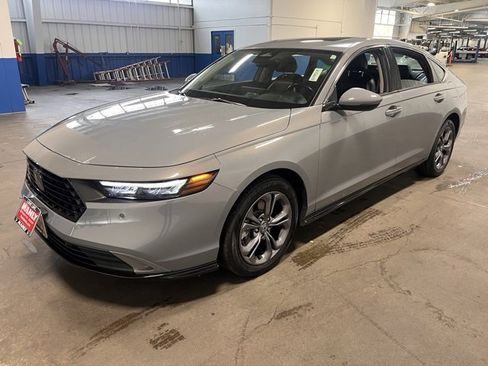 Used 2024 Honda Accord EX-L image 7