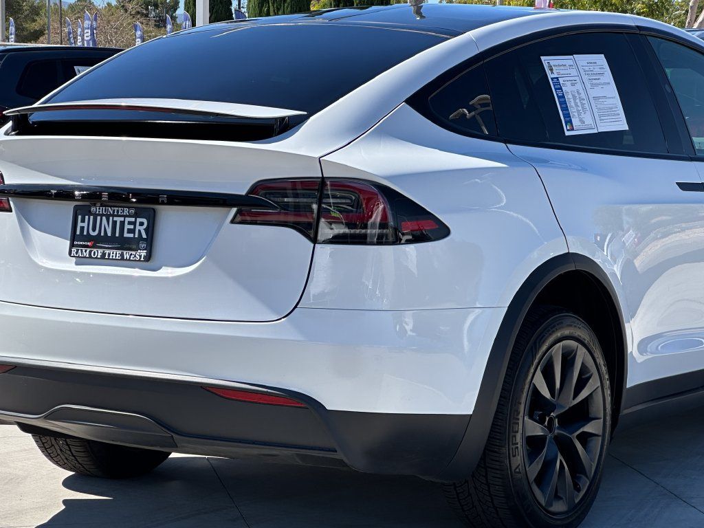 Used 2024 Tesla Model X AWD/4WD image 9