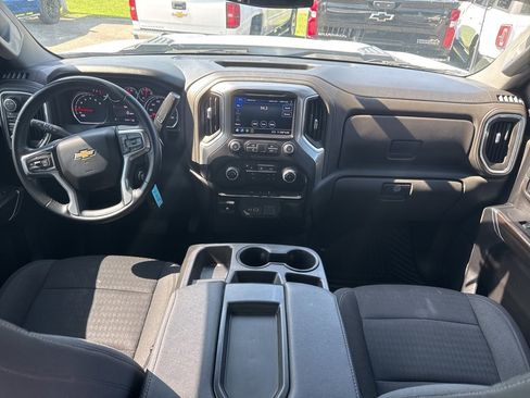 Used 2023 Chevrolet Silverado 2500 LT image 15