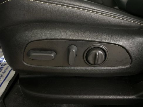 Used 2023 Chevrolet Traverse LT w/ LPO, Floor Liner Package image 18