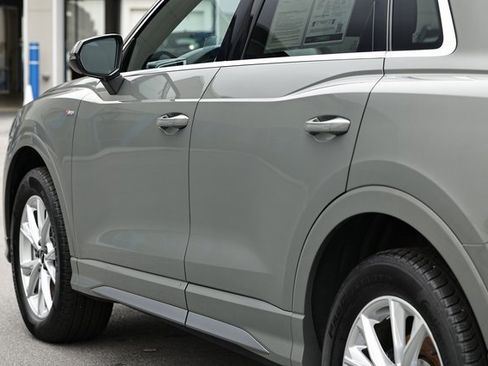 Used 2024 Audi Q3 2.0T Premium image 8