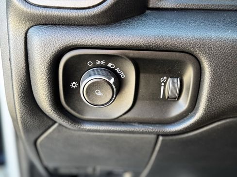 Used 2022 RAM 2500 Tradesman image 17