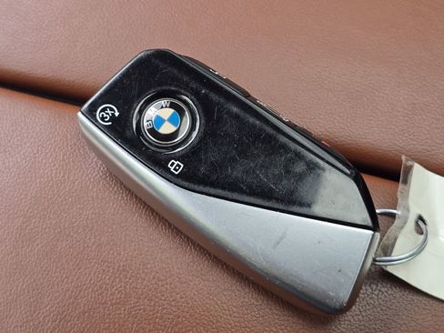 Used 2023 BMW X7 xDrive40i AWD/4WD image 38
