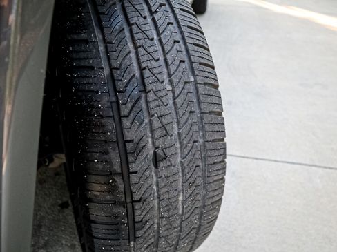 Used 2022 Jeep Grand Cherokee Laredo X AWD/4WD image 12