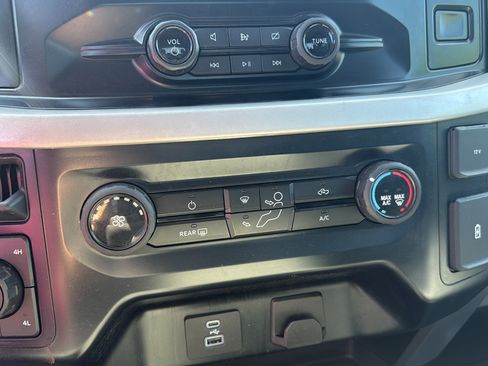 Certified 2023 Ford F150 XLT AWD/4WD image 28