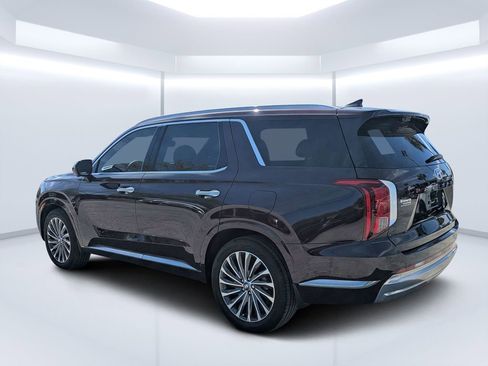 Used 2024 Hyundai Palisade Calligraphy image 5