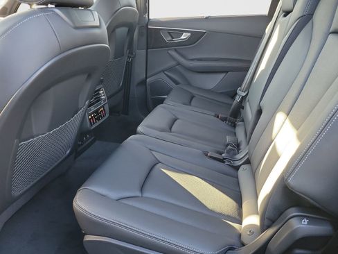 New 2026 Audi Q7 2.0T Premium Plus AWD/4WD image 16